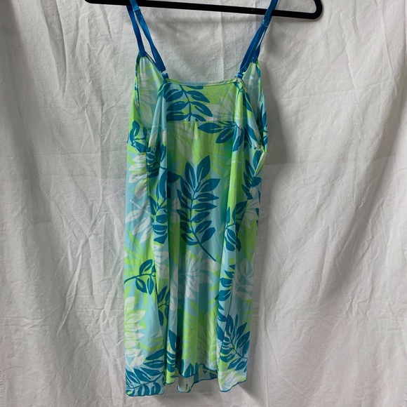 Dress/tank/cover up - Picture 2 of 5